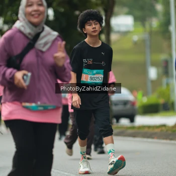 Runner Photo 3963843