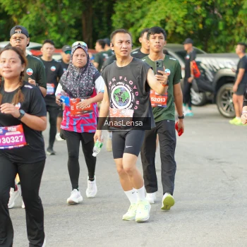 Runner Photo 3963881