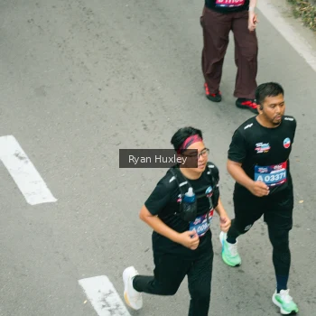 Runner Photo 3963897