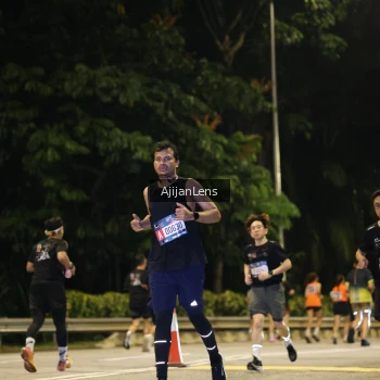 Runner Photo 3963902
