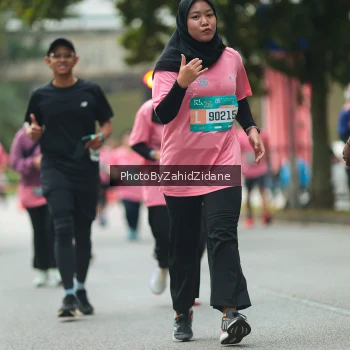 Runner Photo 3963924