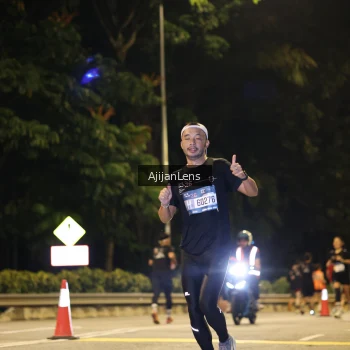 Runner Photo 3963930