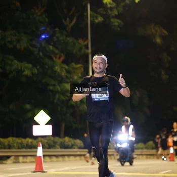 Runner Photo 3963933