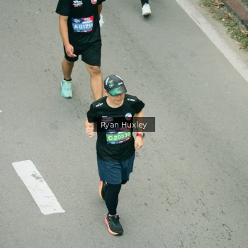 Runner Photo 3963944
