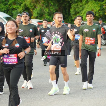 Runner Photo 3963945