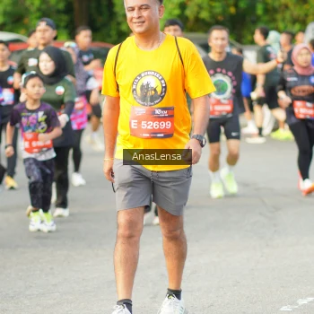Runner Photo 3963954