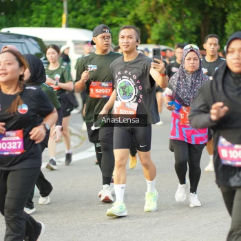 Runner Photo 3963959