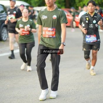 Runner Photo 3963966