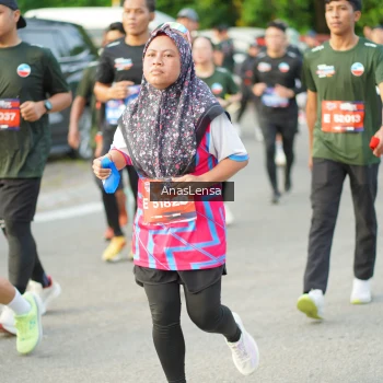 Runner Photo 3963969