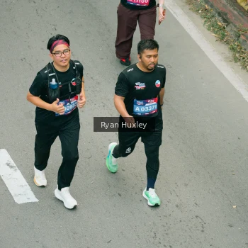 Runner Photo 3963986