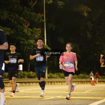 Runner Photo 3963998