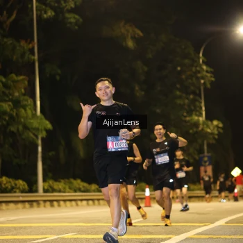 Runner Photo 3964005