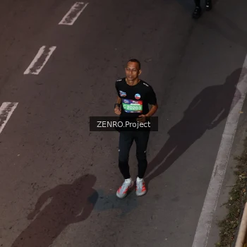 Runner Photo 3964018