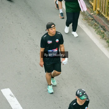 Runner Photo 3964021