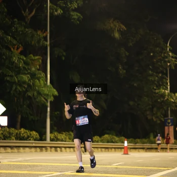 Runner Photo 3964031