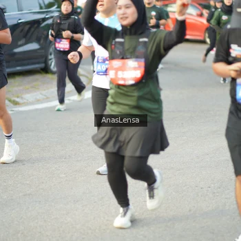 Runner Photo 3964036