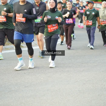 Runner Photo 3964110