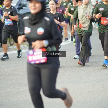 Runner Photo 3964118