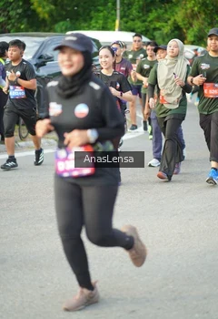 Runner Photo 3964123