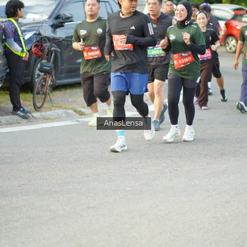 Runner Photo 3964128