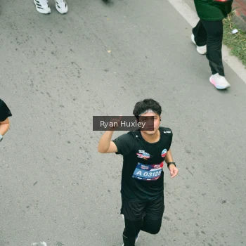 Runner Photo 3964160