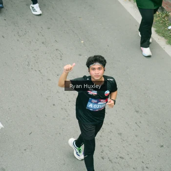 Runner Photo 3964211