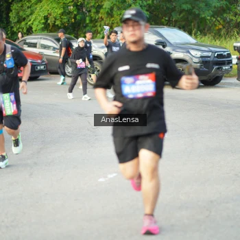 Runner Photo 3964269
