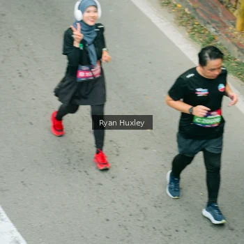 Runner Photo 3964325