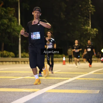 Runner Photo 3964335