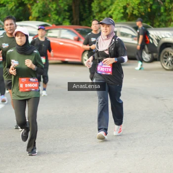 Runner Photo 3964349