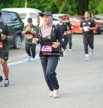 Runner Photo 3964358