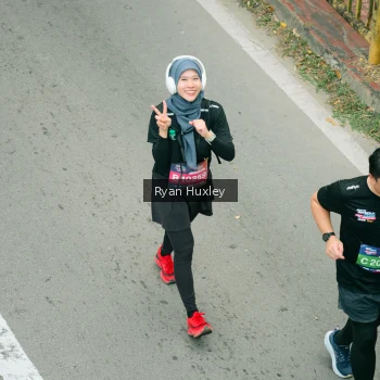Runner Photo 3964359