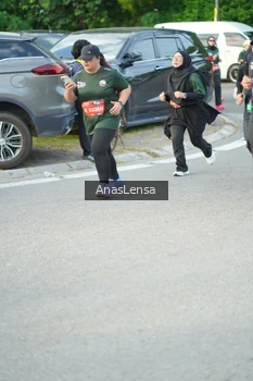 Runner Photo 3964372