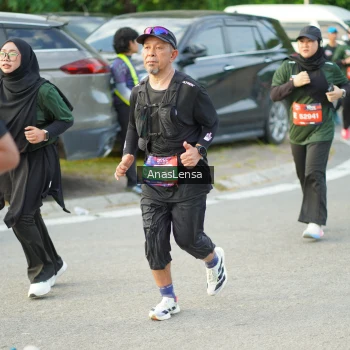 Runner Photo 3964379