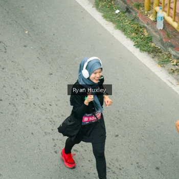 Runner Photo 3964380