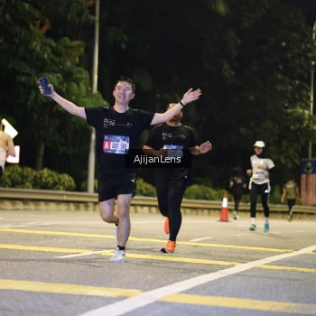 Runner Photo 3964387