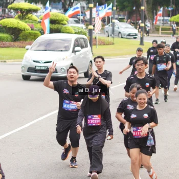 Runner Photo 3964397