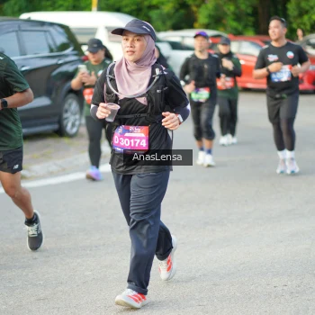 Runner Photo 3964455