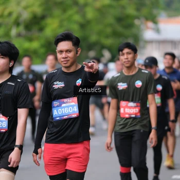 Runner Photo 3964480