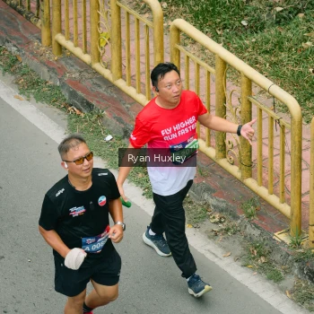 Runner Photo 3964498