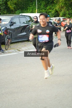 Runner Photo 3964501
