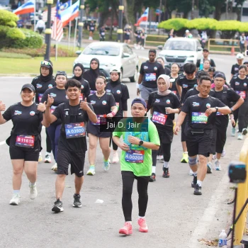 Runner Photo 3964534