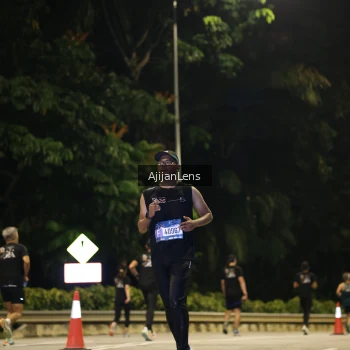 Runner Photo 3964536