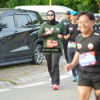 Runner Photo 3964538