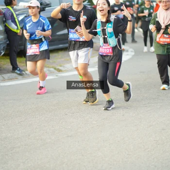 Runner Photo 3964611