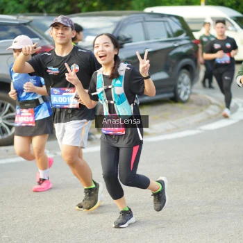 Runner Photo 3964612