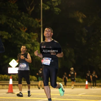 Runner Photo 3964617