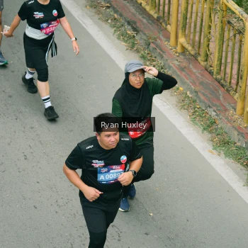 Runner Photo 3964634