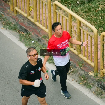 Runner Photo 3964636