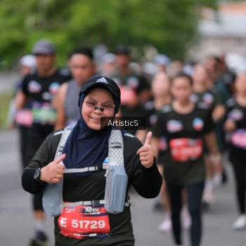 Runner Photo 3964647